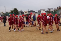 長縄　高学年.JPG